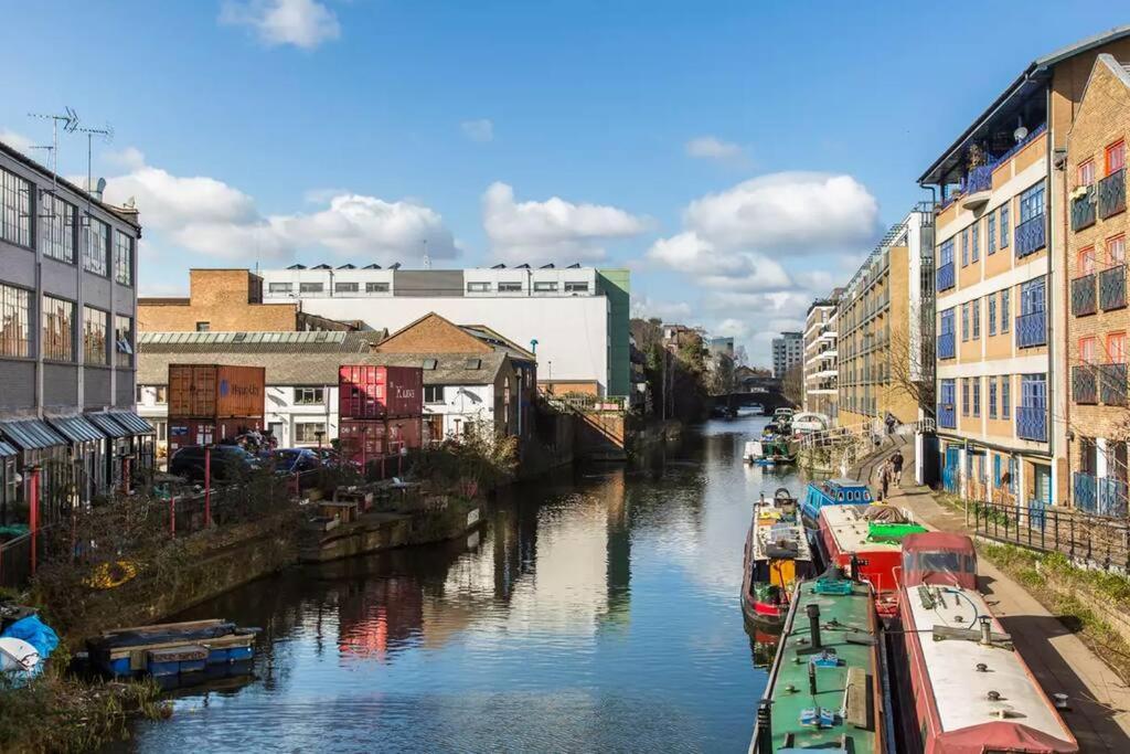 Canal-Side Apartment In Shoreditch Londra Exterior foto