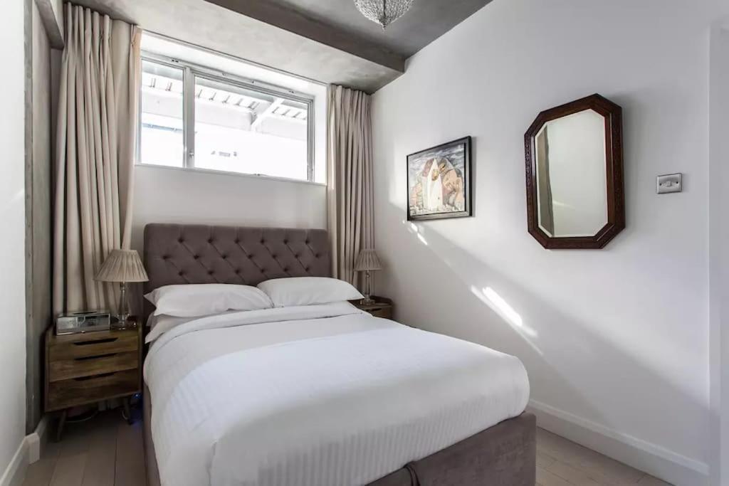 Canal-Side Apartment In Shoreditch Londra Exterior foto